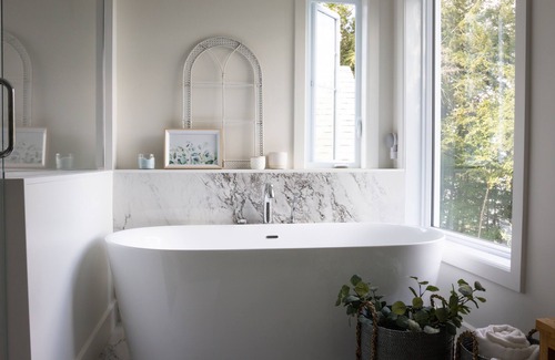 Waterloo Ski Chalet | Experience Lac Waterloo Maison Spa: 10/10 Guest Rated Retreat