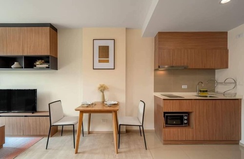 Hua Hin Condo | Beachside Retreat at Lacasita Huahin with Pool & Breakfast