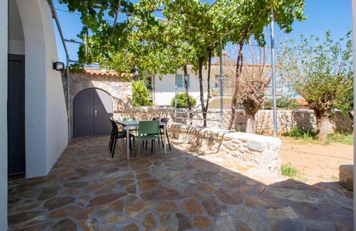 Mystras House | Exceptional Mystras Residence - Family-Friendly Comfort