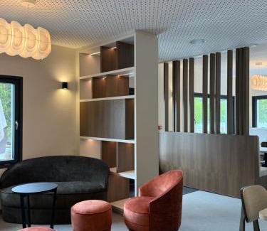 Contrexeville Hotel | LaCorniche
