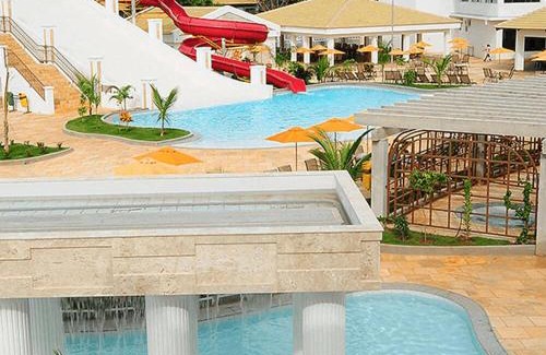 Jardim Paraiso Apartment | Family-Friendly Stay at LACQUA with 24-Hour Water Park