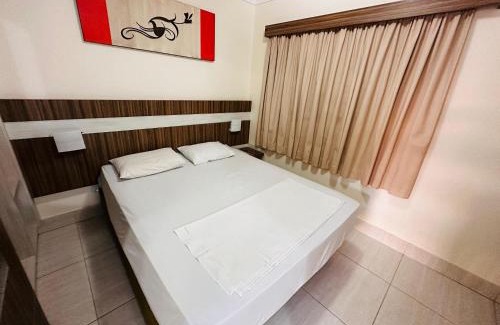 Jardim Paraiso House | Family-Friendly Lacqua diRoma I with Pool & Hot Tub