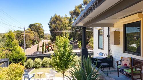 Daylesford House | Discover LACROIX - DAYLESFORD: 4-Star Pet-Friendly Retreat