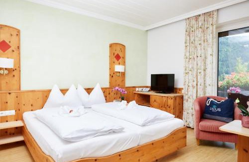 Techendorf Hotel | Oceanfront LACUS Hotel am See: Pet-Friendly & Family Welcoming