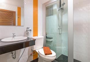 Downtown Krabi Hotel | Family-Friendly Stay at Lada Krabi Express - Rated 8/10