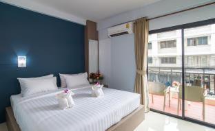 Downtown Krabi Hotel | Family-Friendly Stay at Lada Krabi Express - Rated 8/10