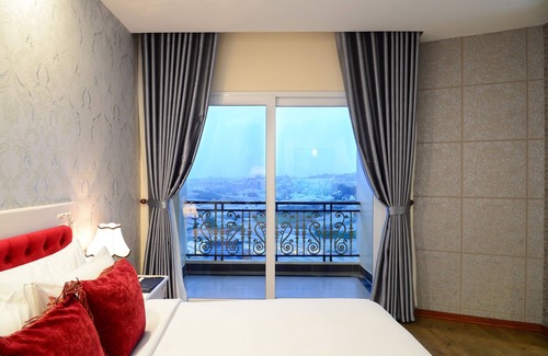 Phuong Hotel | Discover Ladalat Hotel: 4-Star Retreat with Spa & Pool