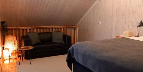 Stollet Apartment | Discover LadansLoft: Family-Friendly Stay with Breakfast