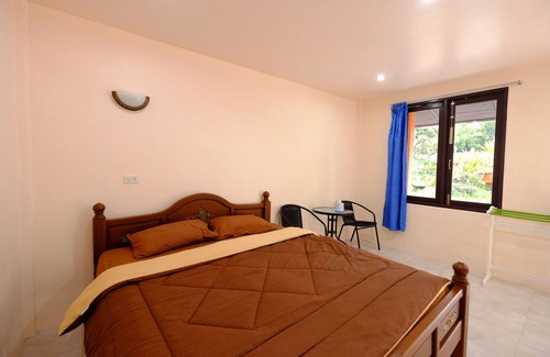 Mai Fat Hotel | Discover Ladawan Resort: Family-Friendly with On-site Dining