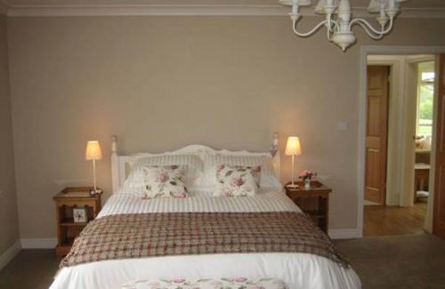 Congleton Bed & Breakfast | Unforgettable Ladderstile Retreat - 4-Star Guest Rated Oasis