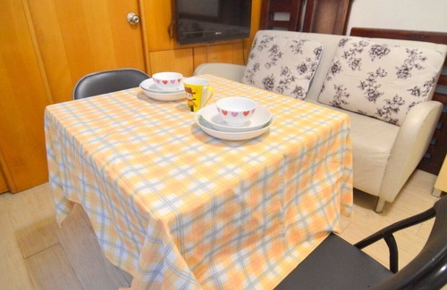 Mong Kok Apartment | Ladies Market 2 Bdrm apt, for 8ppl MTR
