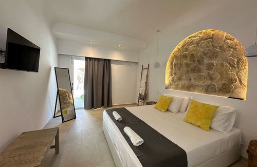 Faliraki Hotel | Experience Ladiko Inn Hotel near Anthony Quinn Bay