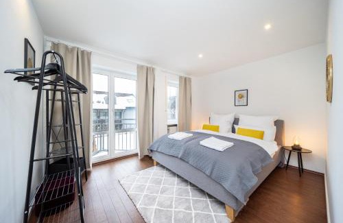 Furstenfeldbruck District Apartment | Relax in LaDolceVita: 4-Star Apartment Close to Attractions