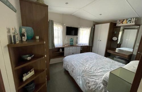 Otterton House | Exceptional Family Retreat at Ladram Bay Holiday Park D54