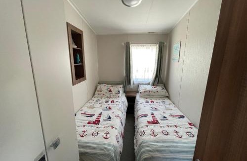Otterton House | Exceptional Family Retreat at Ladram Bay Holiday Park D54