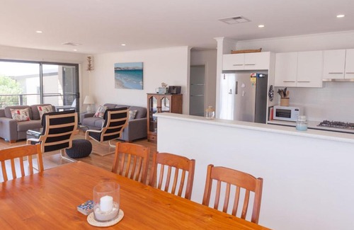 Normanville House | Perfect Lady Bay Getaway with Oceanfront Views