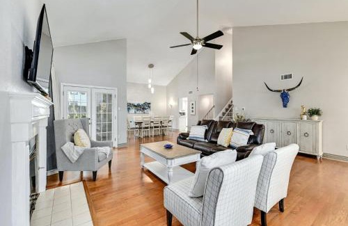 Milwood House | Elegant Stay at Lady Luxe: Family & Pet Friendly Retreat