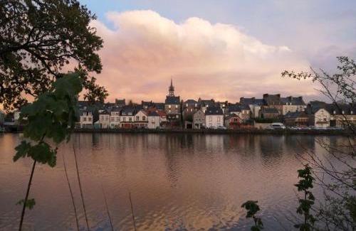 Huelgoat House | Budget-Friendly Retreat at Lady of the Lake Hotel