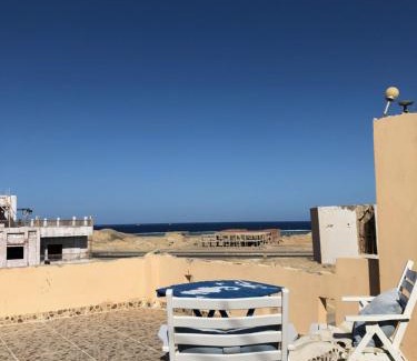 Marsa Alam Apartment | Oceanfront Lady Queen Apartment with Pool and Breakfast