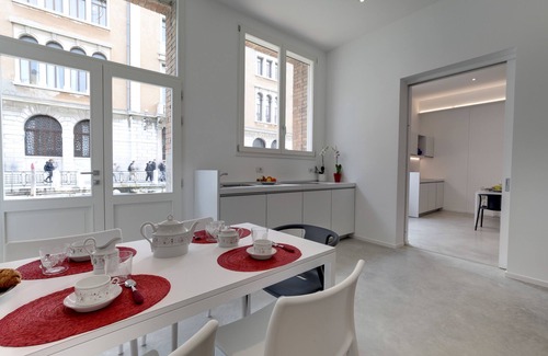Castello Apartment | Unforgettable LADY T Loft with Ocean View & Spa Access