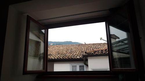 Trento Old Town Apartment | Budget-Friendly Getaway at Lady Tulip - Guest Rated 9.1