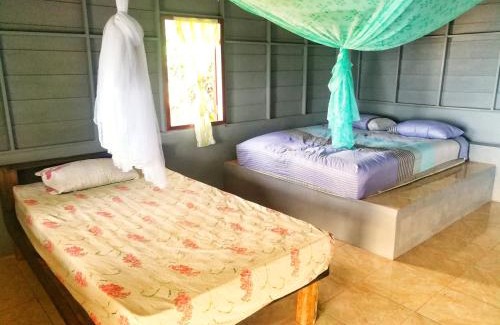Ranong House | Experience Oceanfront Bliss at Lae Tawan Bungalow