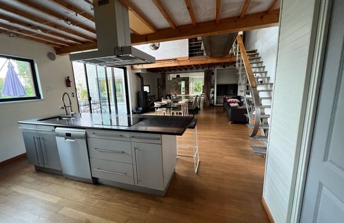 Saint-Medard-sur-Ille Apartment | Lafamosia Between loft and villa with pool