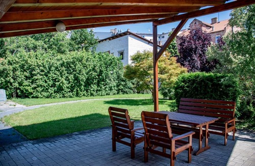 Olomouc Hotel | Pet-Friendly Lafayette Hotel with Top Amenities & 9/10 Rating