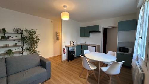 Guyancourt Apartment | Pet-Friendly Getaway at La Fayette - Guyancourt Hotel