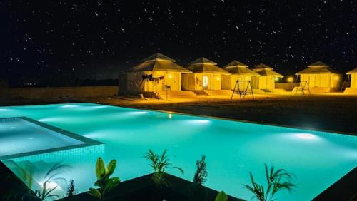 Amar Sagar Pol Resort | Experience Lafing Camel Safari Under the Stars