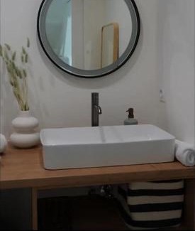 Saint - Michel Apartment | Convenient Lafourcade Hotel Near Palais de Justice Metro