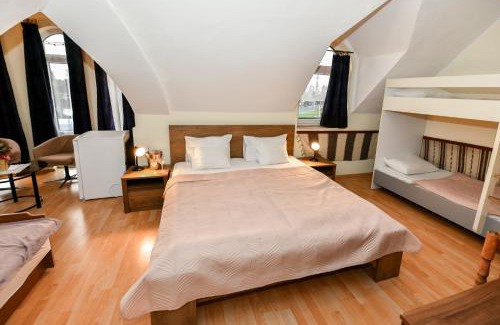 Szantod House | Pet-Friendly Laguna Panzio with Ocean View & Pool Access