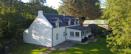 Lerags House | Family-Friendly Stay at Lagnakeil House for Memorable Getaways
