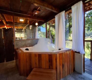 Tapirai Hotel | Experience Lago 7 Cores: Pet-Friendly with Pool & Dining