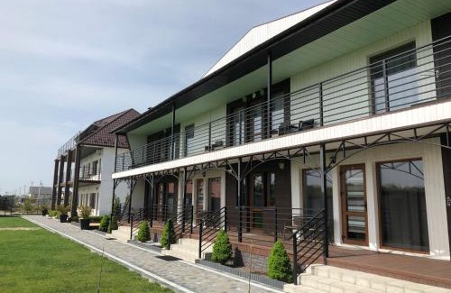 Volyn Oblast House | Oceanfront Oasis at Lago Casa with Pool & Family Amenities