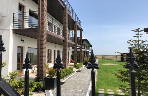 Volyn Oblast House | Oceanfront Oasis at Lago Casa with Pool & Family Amenities