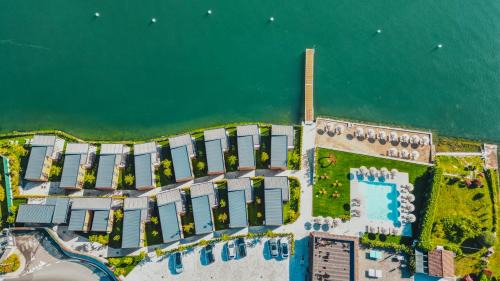 Baveno Apartment | Experience Lago Maggiore Bay: Oceanfront Bliss Awaits