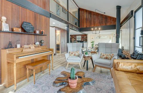 Waterford On Lake Travis House | Relaxing Lago Vista Lake House with Fire Pit & Putting Green
