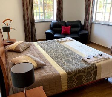 Castelo House | Experience Lagoa Albufeira House with Pool & Ocean Views