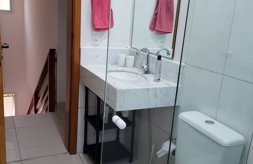 Jardim Capricornio House | Relaxing Lagoa Azul Summer House with Pool & Family Amenities