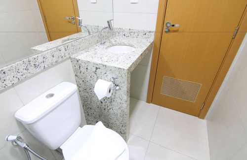 Lagoa da Prata Hotel | Cozy Lagoa Flat Hotel: Family-Friendly Stay with Great Amenities