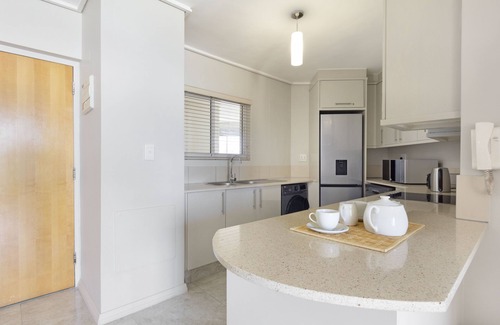Lagoon Beach Apartment | Scenic Lagoon Beach 302A: Ocean View Family Getaway
