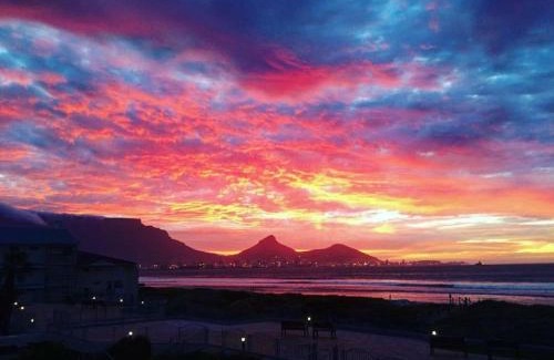 Lagoon Beach Apartment | Relaxing Lagoon Beach Retreat at Neptune Isle Cape Town