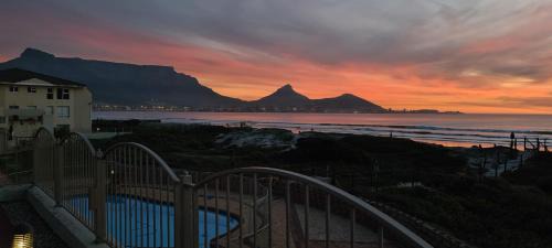 Lagoon Beach Apartment | Relaxing Lagoon Beach Retreat at Neptune Isle Cape Town