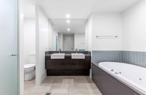 Port Douglas Resort | Unwind at Lagoon Breeze: Swim-out Temple Resort Escape