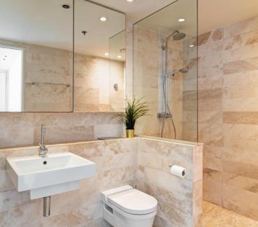 Herzliya Pituach Apartment | Family-Friendly Lagoon View Apartment with Oceanfront Access