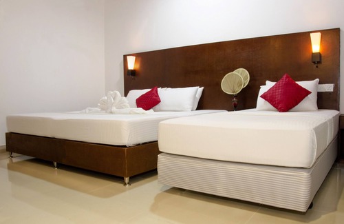 Bodufolhudhoo Hotel | Serene Lagoon View Maldives - Rated 9.4 with Pool & Dining