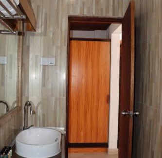 Bodufolhudhoo House | Gorgeous Lagoon View Maldives: 4-Star Oceanfront Retreat