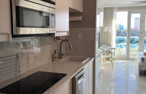 Puerta de Tierra Apartment | Experience Paradise: Dream Villa with Ocean View in San Juan