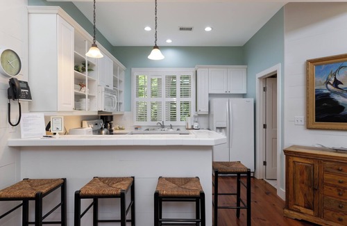 Charleston Cottage | Serene Lagoon View Cottage with Pool Near Downtown!
